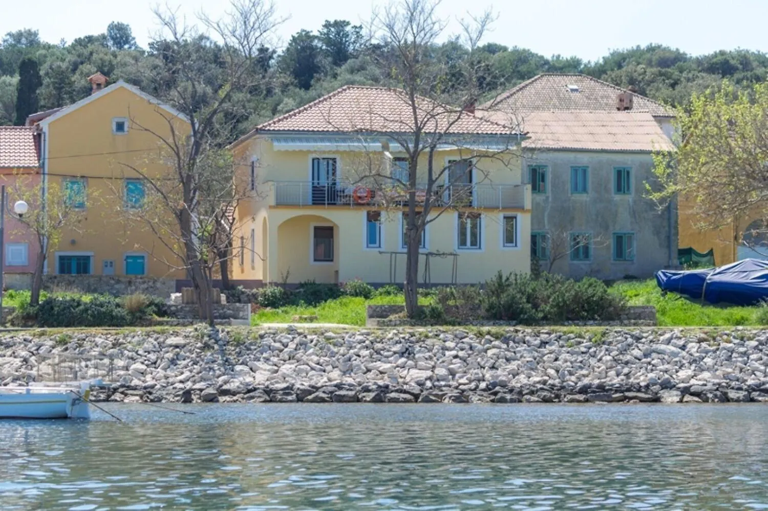 Apartment Zvone Veli Rat