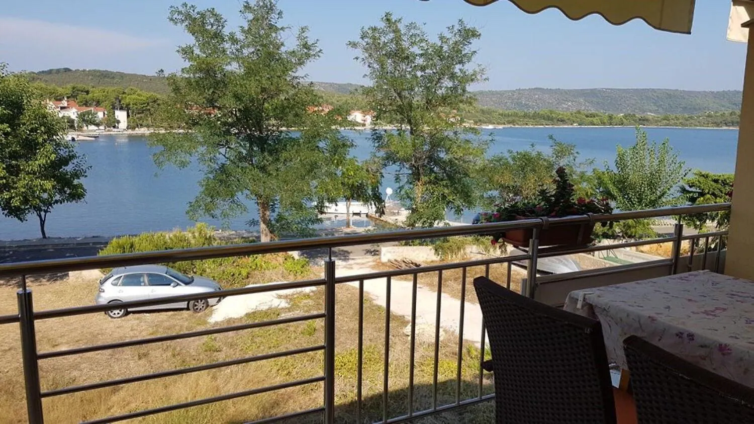 Apartment Zvone Veli Rat